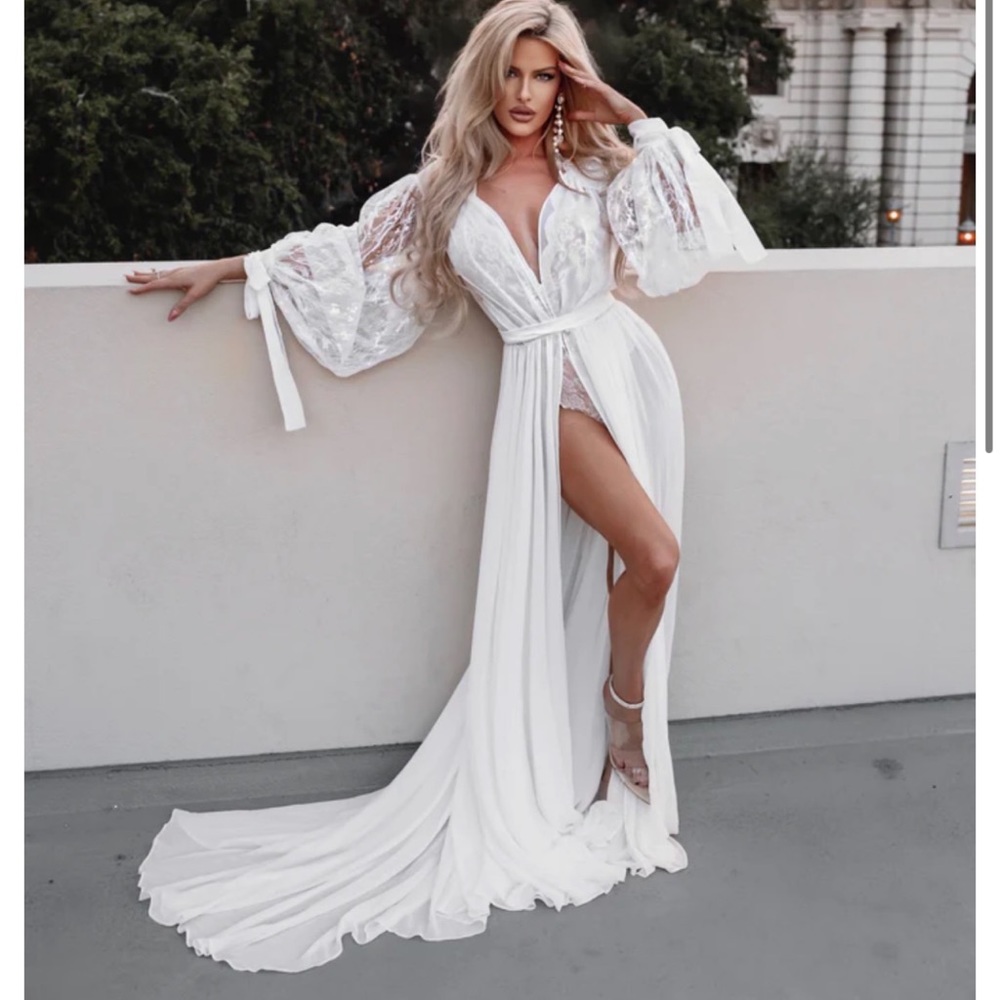Inna Elsie Bridal Robe in XS